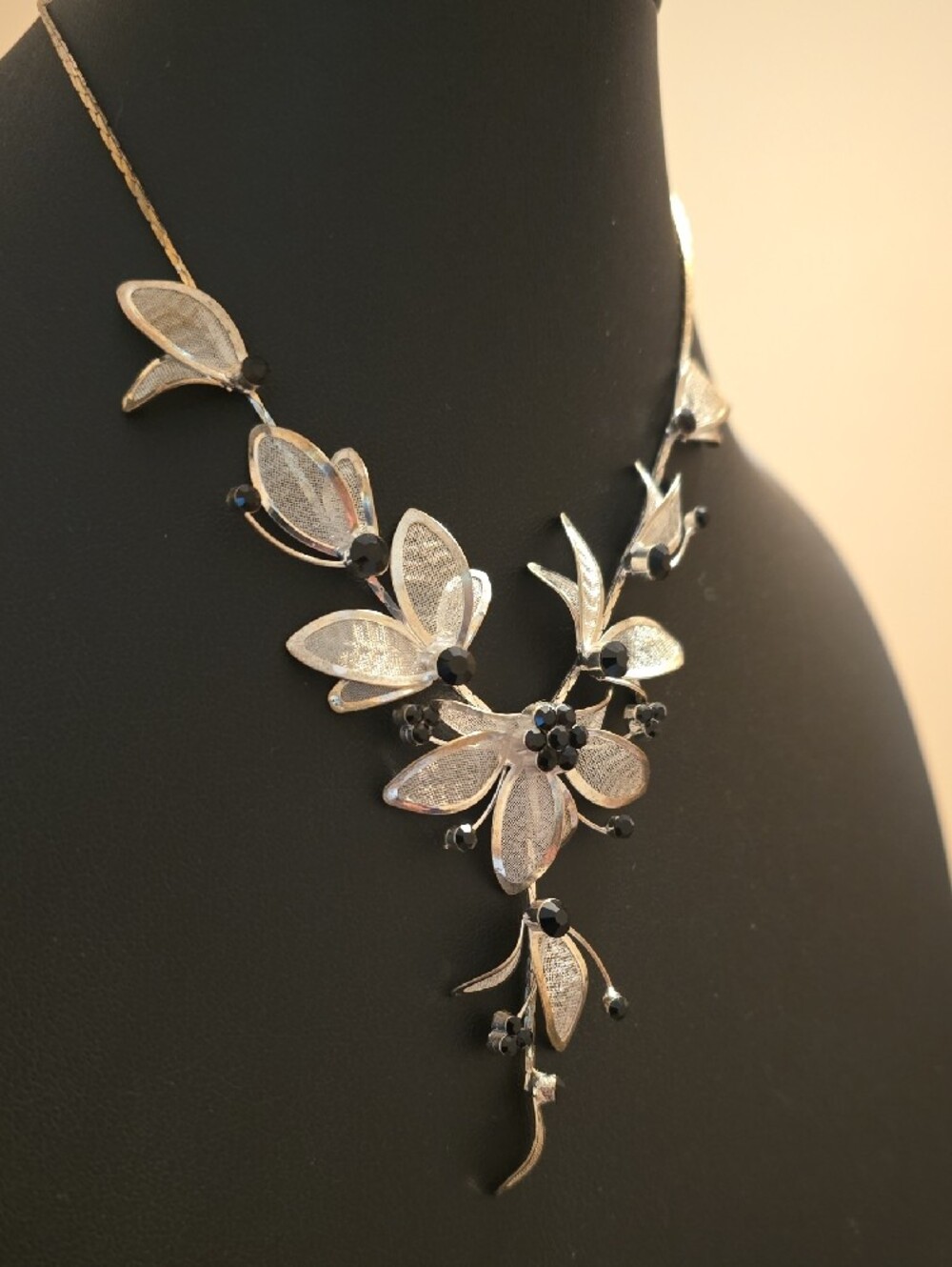 Floral Leaf Drop Necklace in Silver and Black - Picture 2 of 9